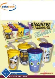 BICCHIERE IN PLASTICA CON CANNUCCIA FLESSIBILE 650ML ASS